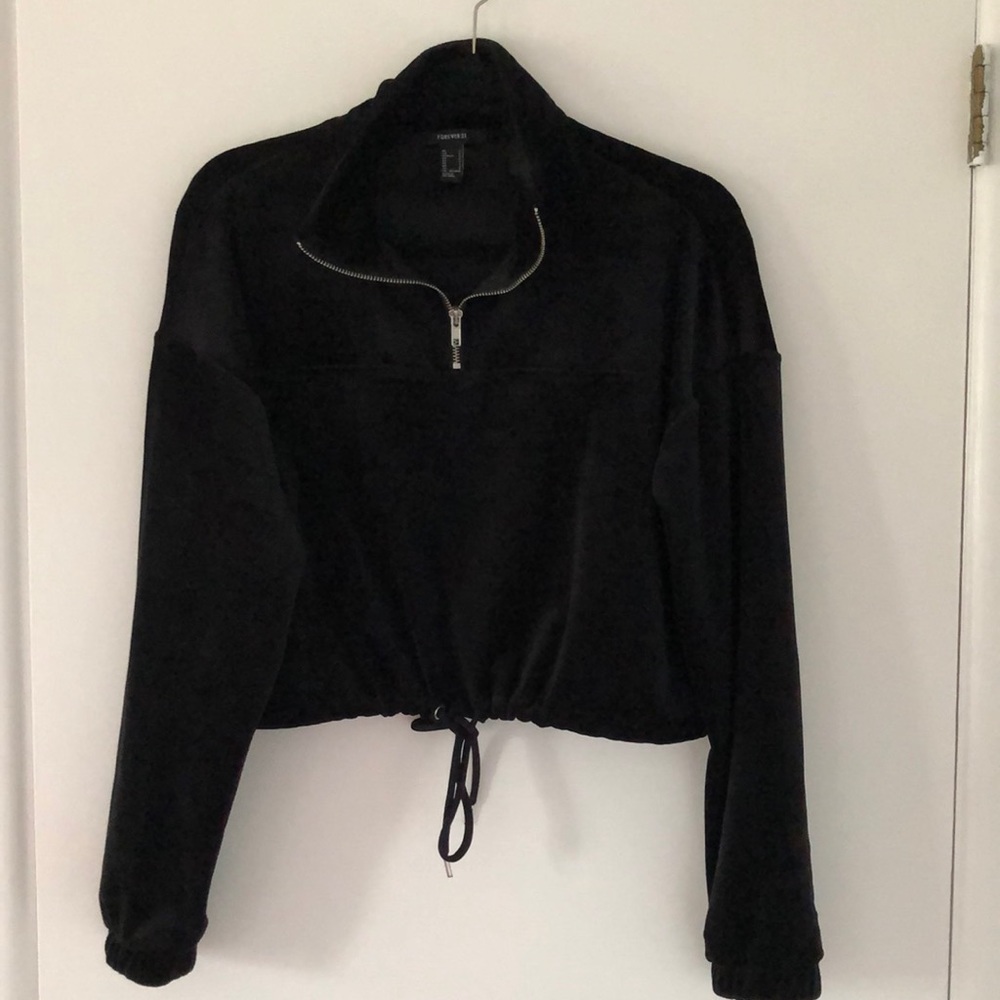 Forever 21 black velvet cropped quarter zip